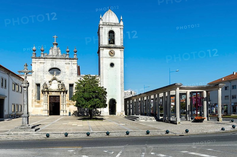 XV century Aveiro Cathedral and Churchyard Cross of St. Dominic