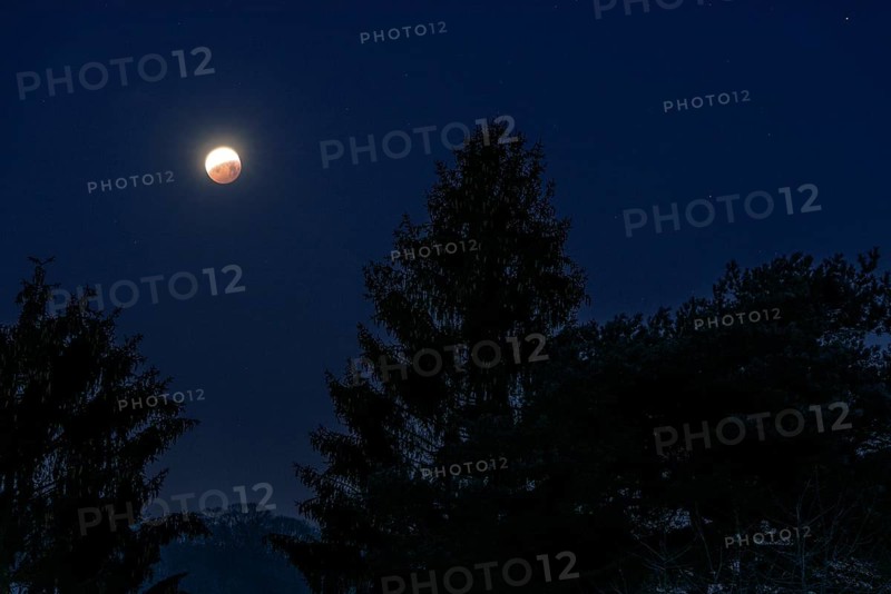 Lunar eclipse