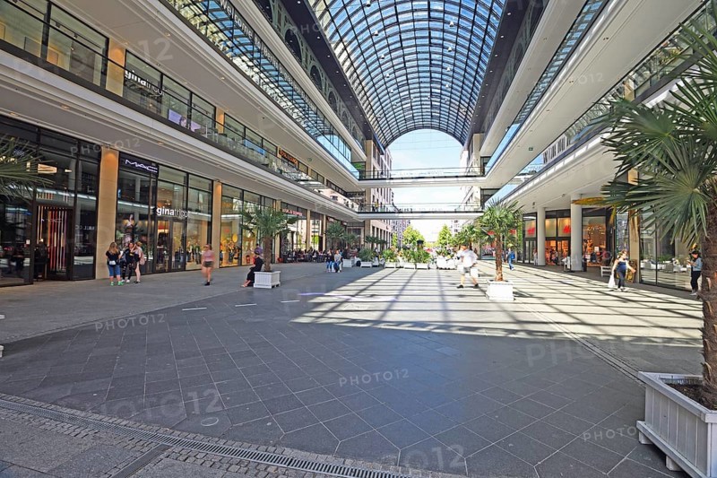 Shopping Mall The Mall of Berlin