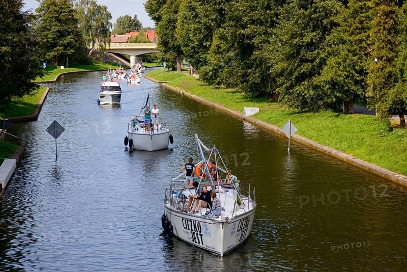 Boats on canal between Lake Kisajno and Lake Niegocin
