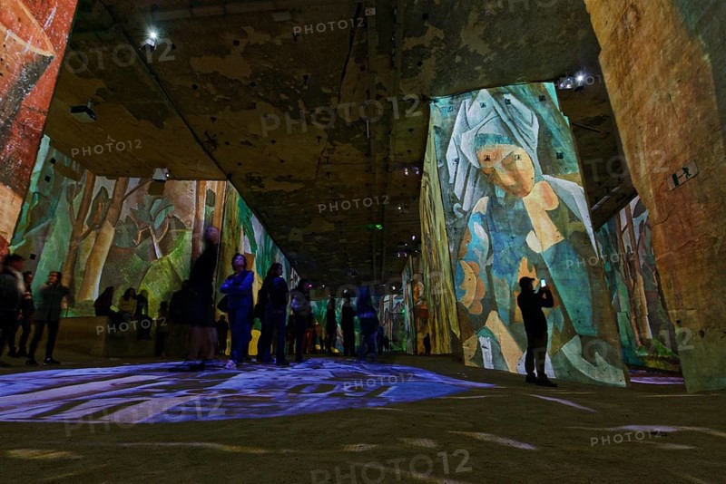Light and pictureshow Carrieres des Lumieres