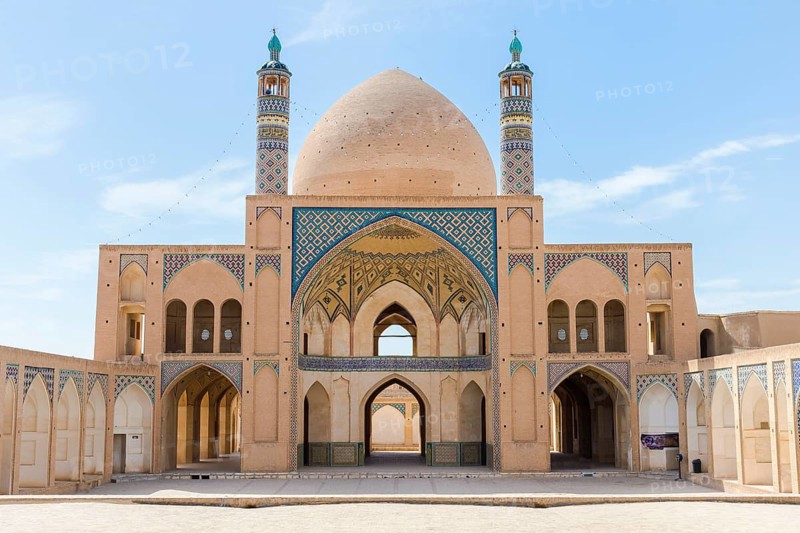Agha Bozorg Mosque