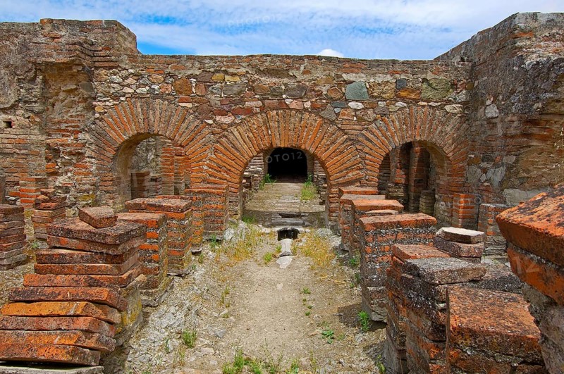 Ruins of the Roman villa of Pisoes