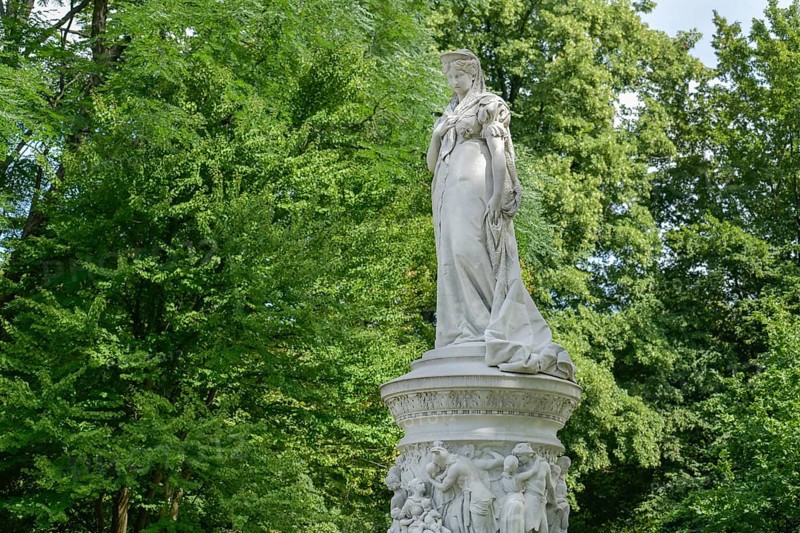 Monument Queen Luise of Prussia