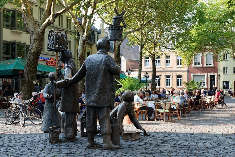 Sculpture St. Martinssinger