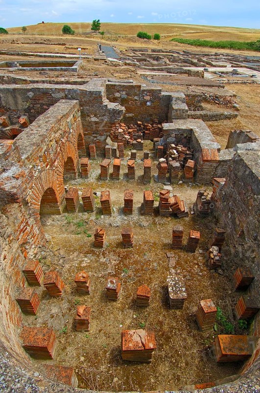 Ruins of the Roman villa of Pisoes