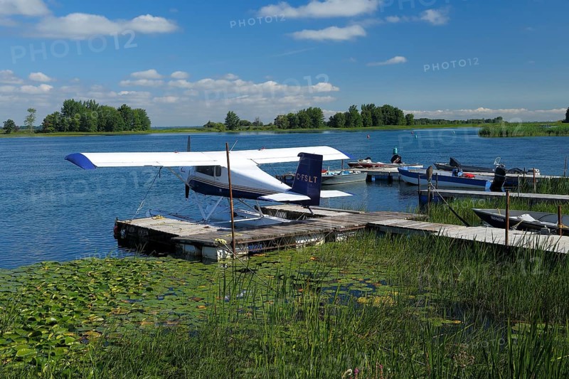 Hydroplane on the Saint Lawrence River
