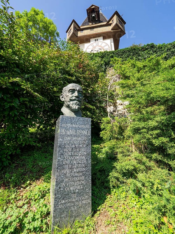 Dr. Karl Renner Monument