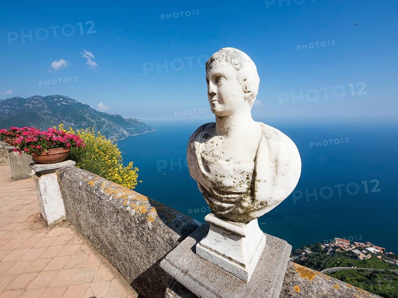 Marble bust on the Terrazza dell'Infinito of Villa Cimbrone