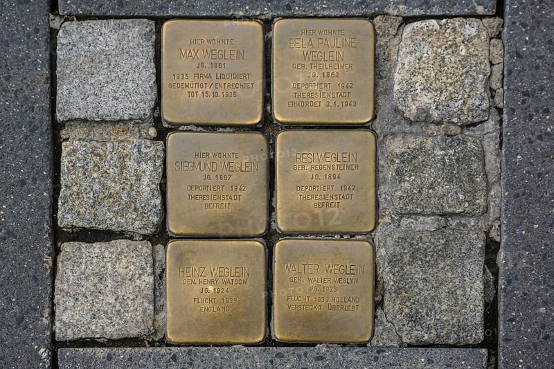 Stumbling stones by the artist Gunter Demnig