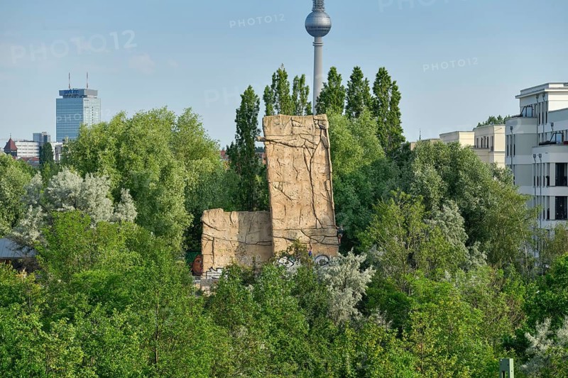 Climbing tower Schwedter Nordwand of the AlpinClub Berlin (DAV)
