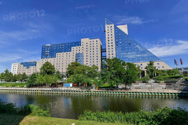Estrel Hotel