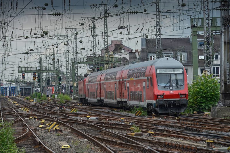 Regional train