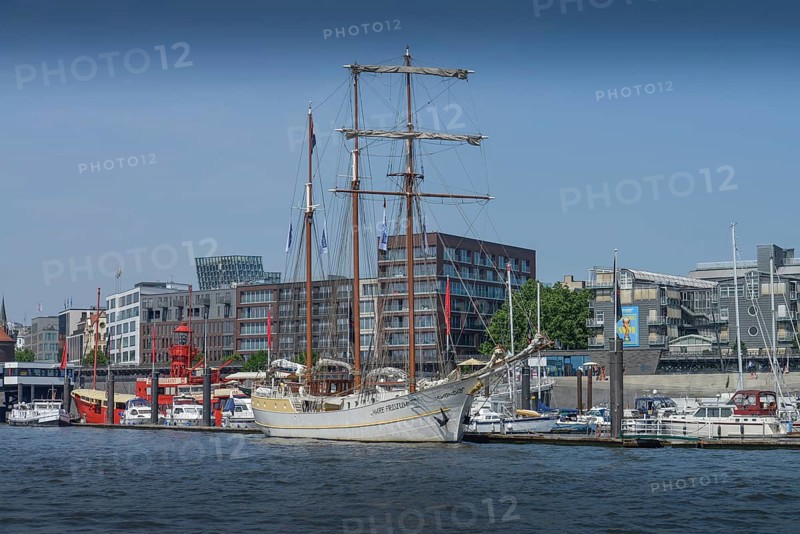 Sailing ship Mare Frisium