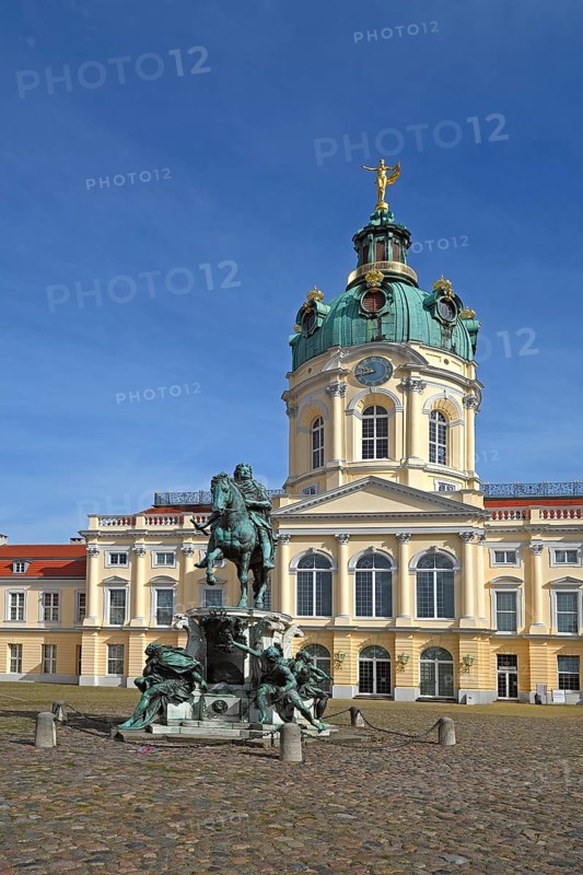 Equestrian statue of Elector Friedrich Wilhelm of Brandenburg