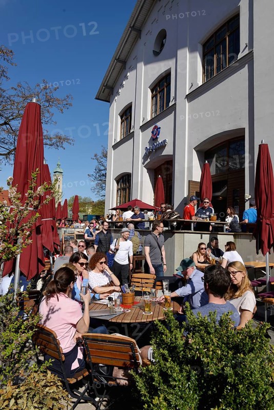 Beer Garden Der Pschorr