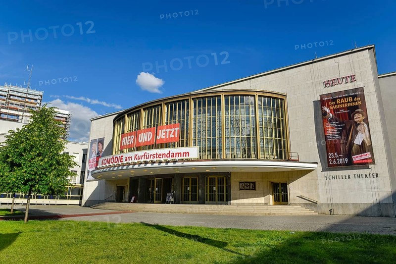 Komoedie am Kurfuerstendamm at the Schillertheater