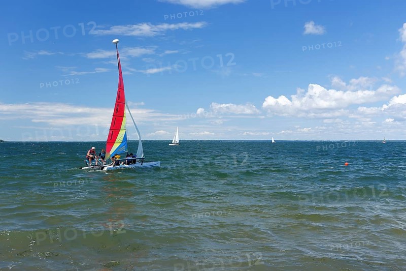 Sailing boats on the Saint Lawrence River