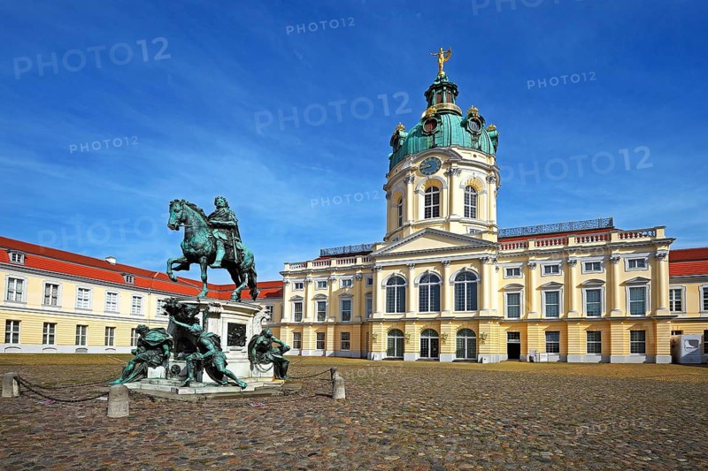 Equestrian statue of Elector Friedrich Wilhelm of Brandenburg