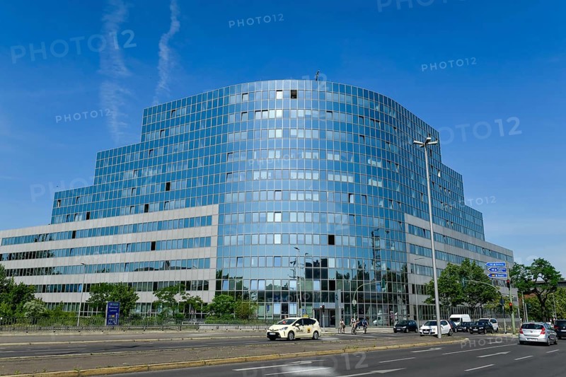 Platinum Office Building