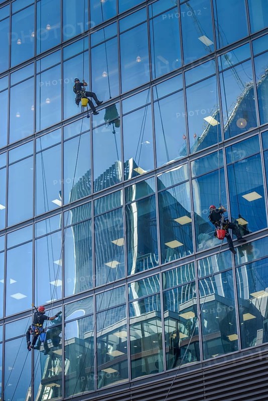 Window cleaner