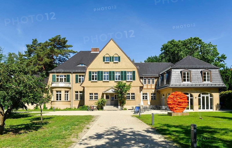 Haus am forest lake