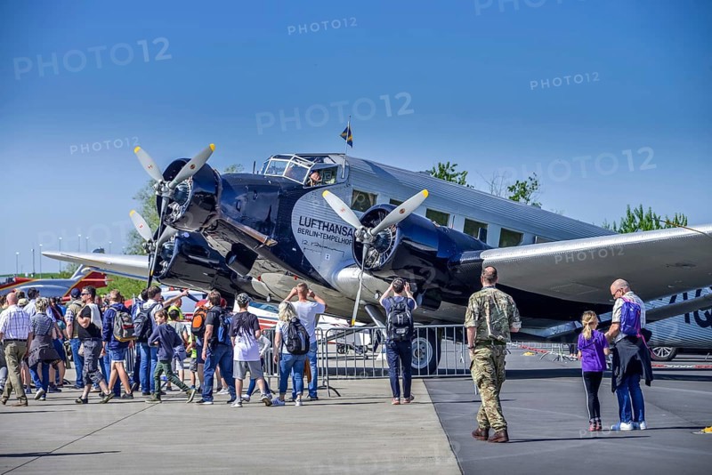 Junkers JU 52