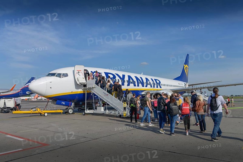 Plane Ryanair
