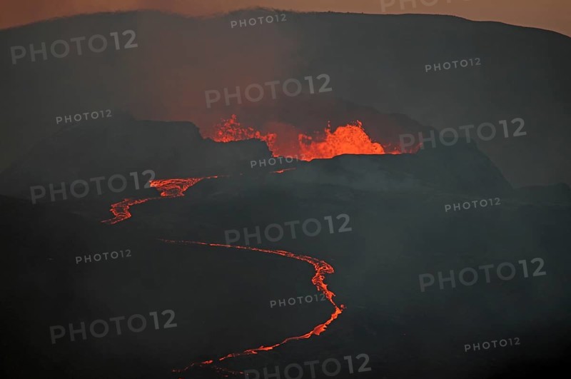 Lava bubbling