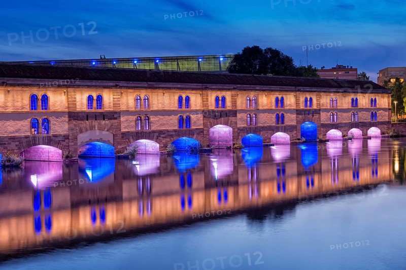 Barrage Vauban at dusk