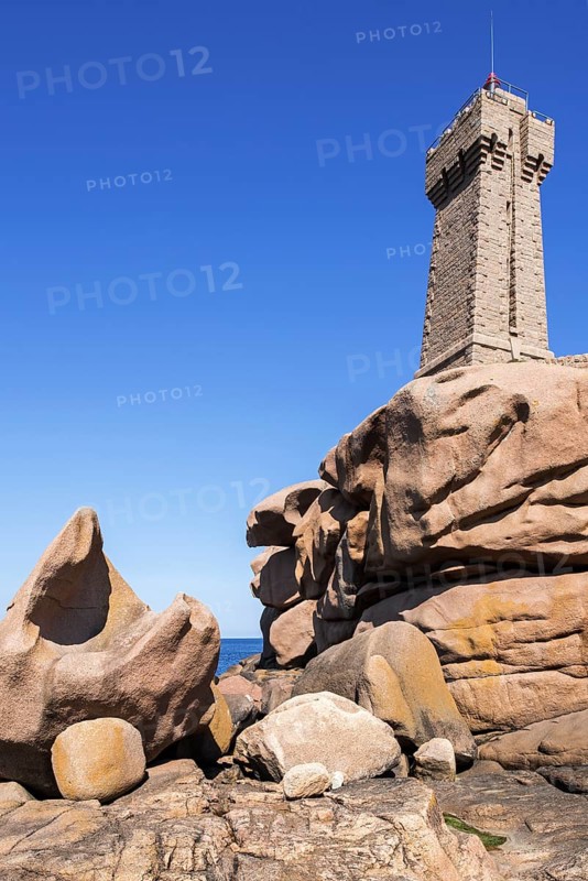 The lighthouse Pors Kamor at the Cote de granit rose