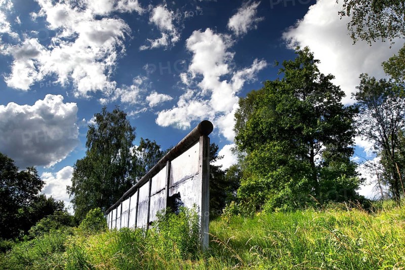 Border wall