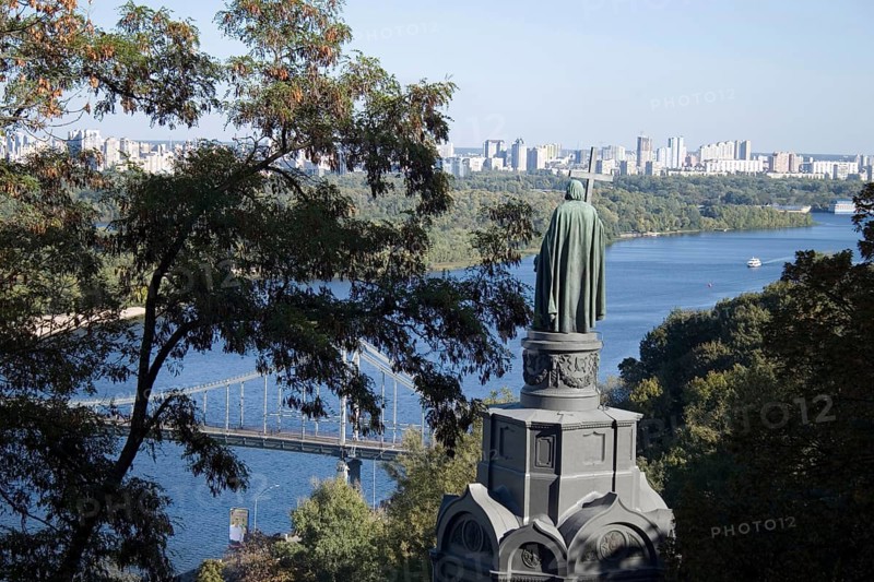 Statue of Vladimir the Saint over the Dnieper
