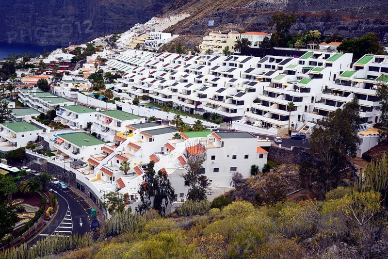Tourist castles in Puerto de Santiago