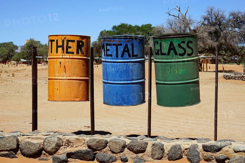 Metal bin for waste