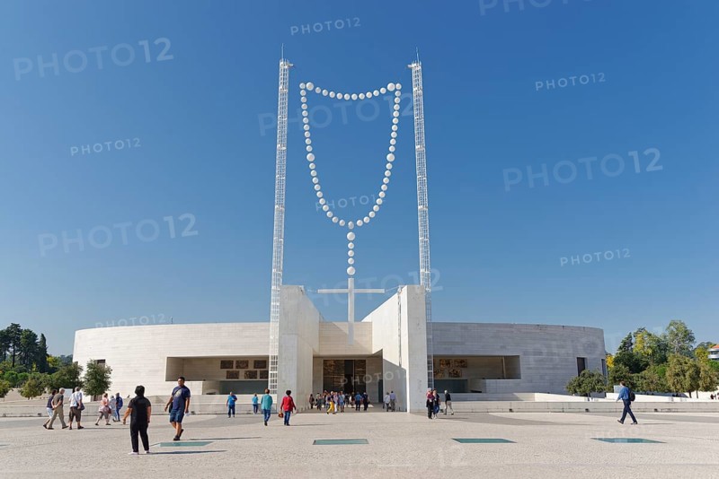 Basilica of the Holy Trinity with the cross and the rosary