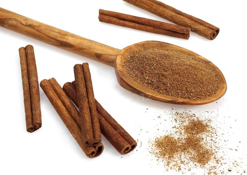 CINNAMON BARK AND POWDER