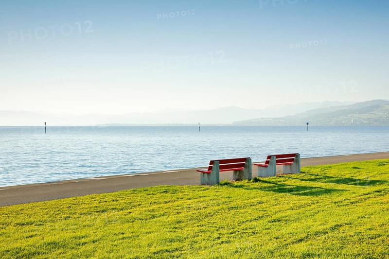 Two benches on the shore of Lake Constance near Arbon in Thurgau