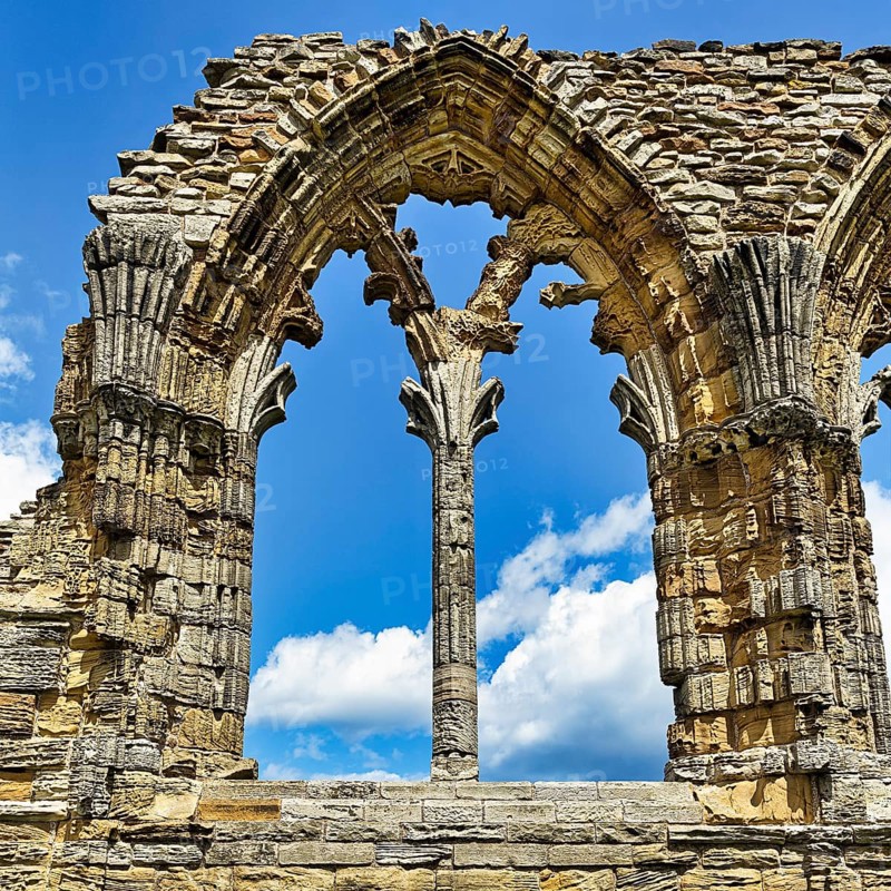 Remains of a round-arched window