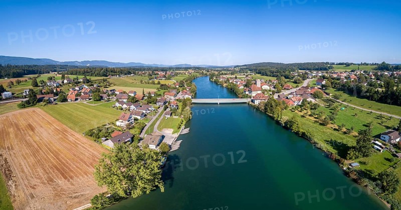 View of the village with Aare bridge