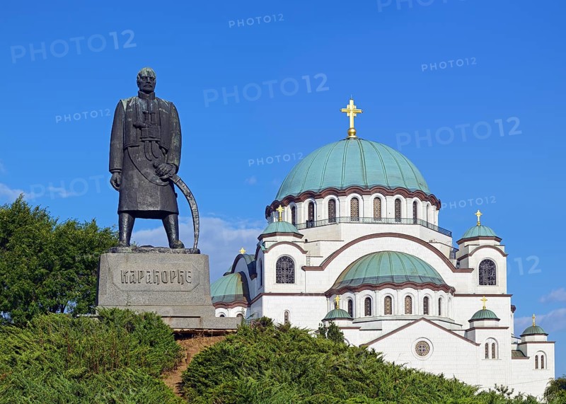 Karadjordje Monument with the Church of Saint Sava in the background