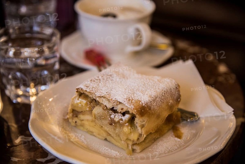 Apple strudel