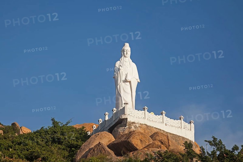 Buddha statue