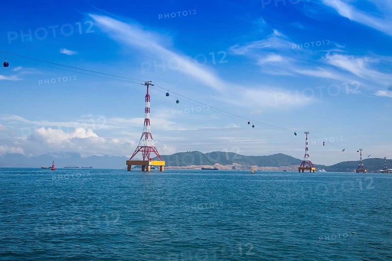 Cable car to Vinpearl island
