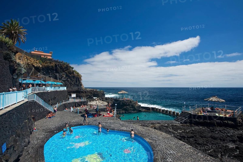 Charco Azul natural swimming pool in San Andres