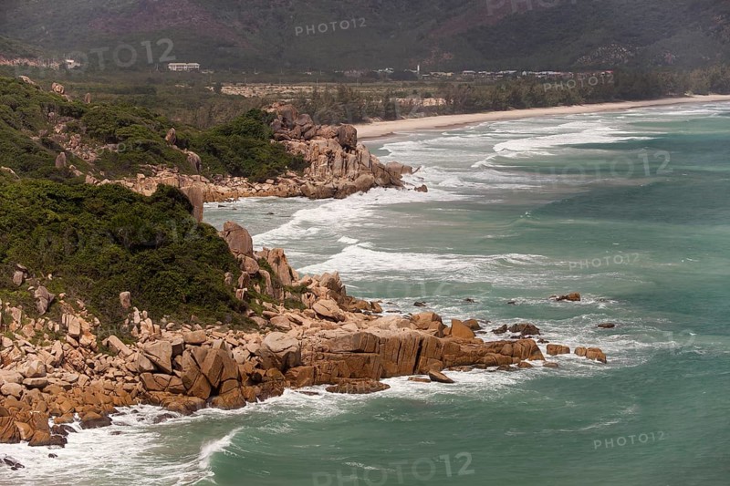 Rocky coast near Vinh Hy