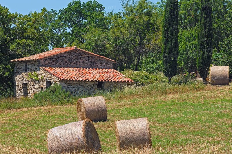 Fields with straw bales near Sault
