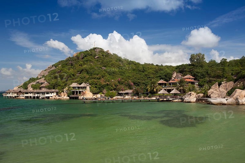 Small bungalow resort Ngoc Suong