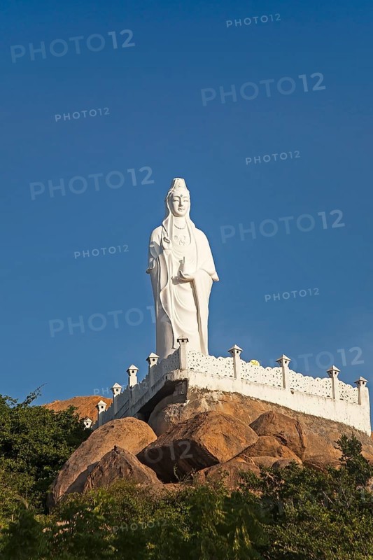 Buddha statue