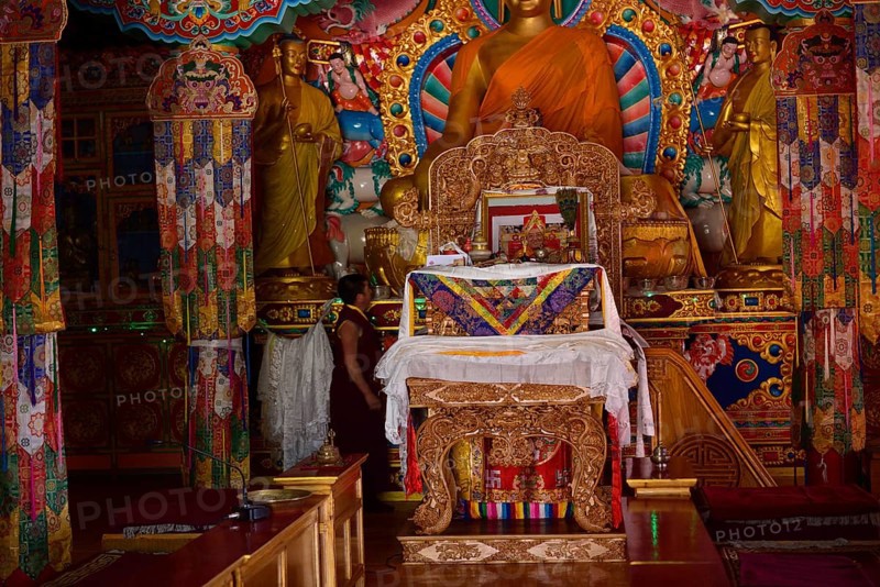 Buddha statue
